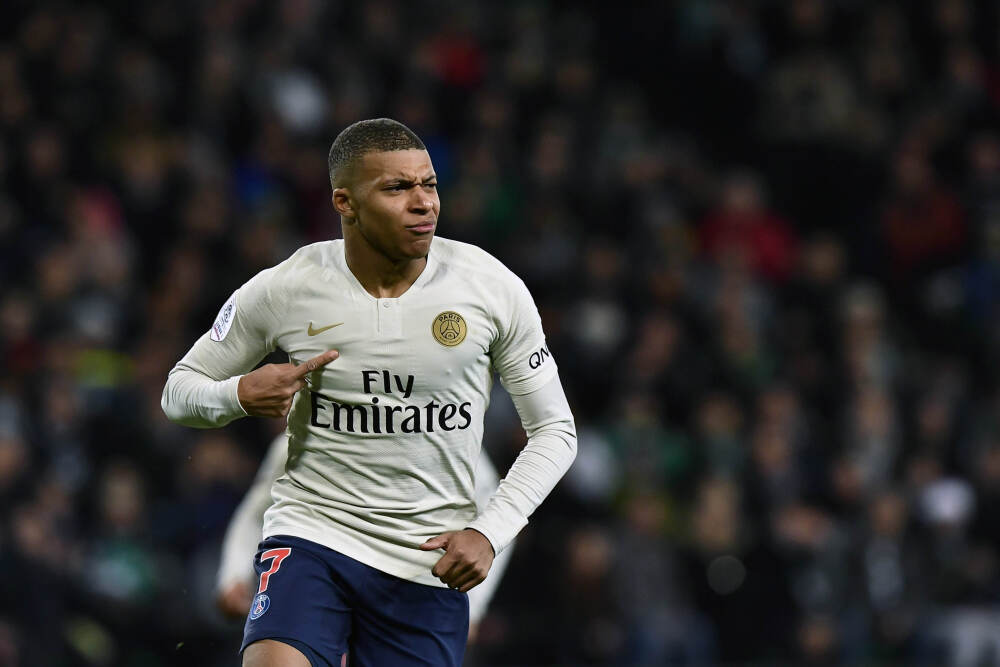 也门局势：沙特和阿联酋各执一词 沙阿美外长通话